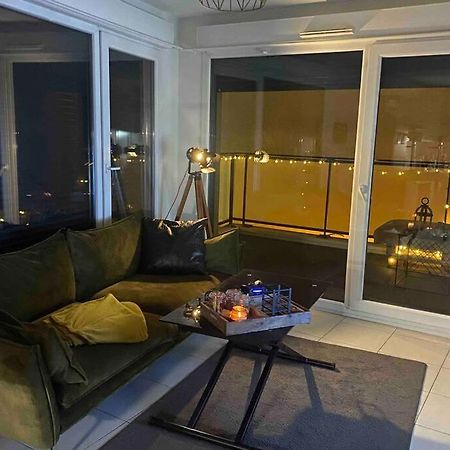 Meyzieu : Superbe Appartement Tres Cosy. Luaran gambar