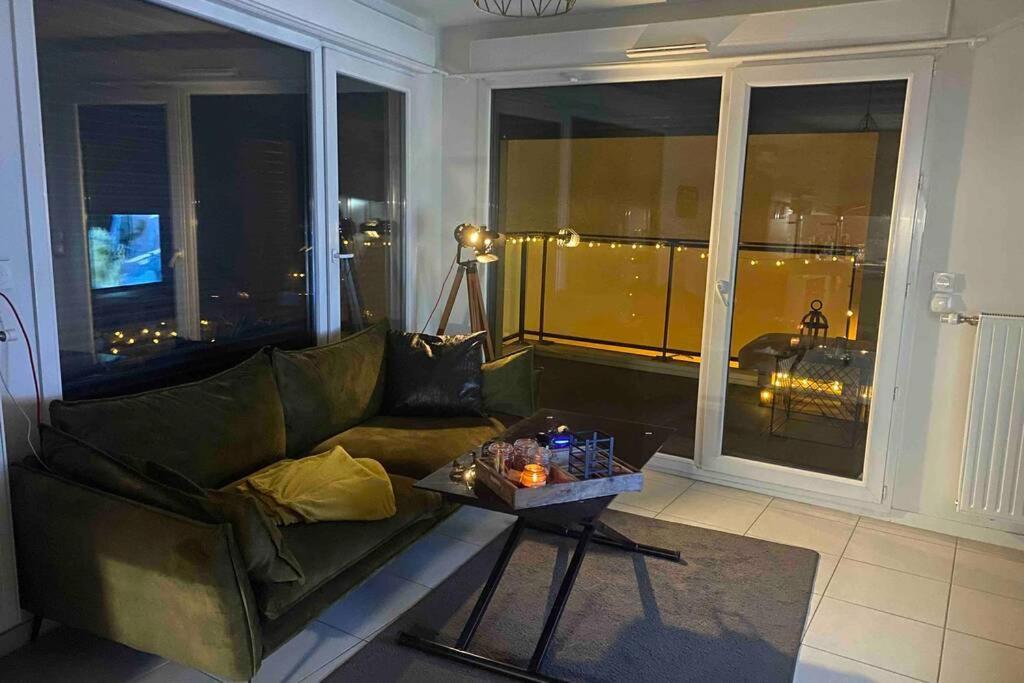 Meyzieu : Superbe Appartement Tres Cosy. Luaran gambar